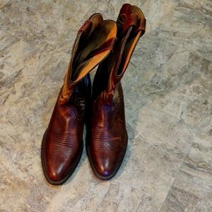 Ariat Boomtown Boots